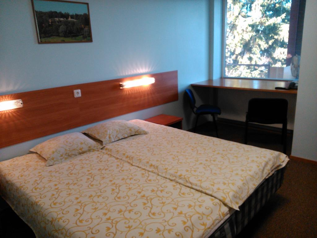 Maennimaee Guesthouse Viljandi  Pokój zdjęcie
