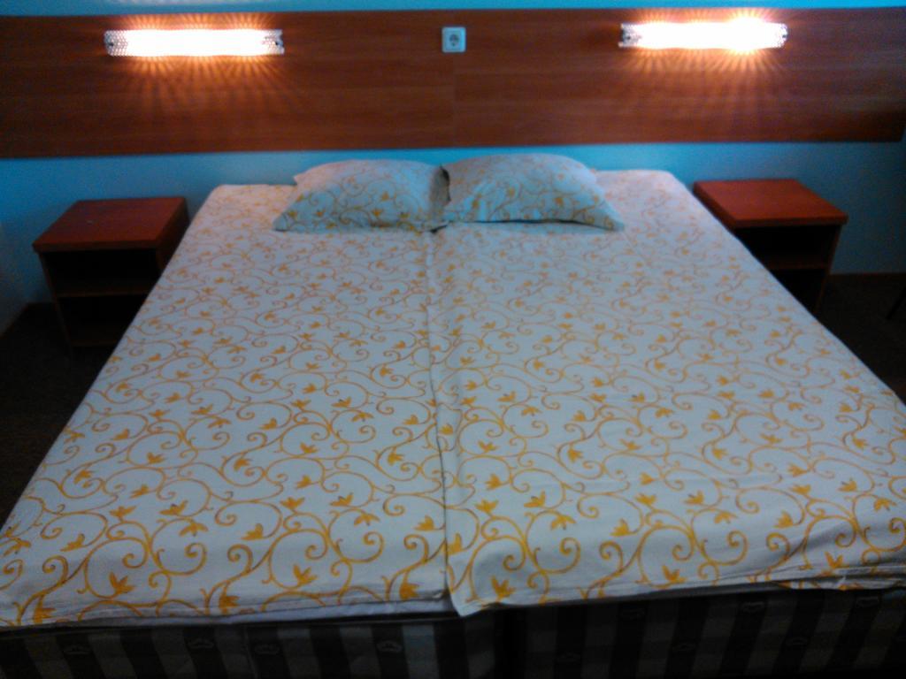 Maennimaee Guesthouse Viljandi  Pokój zdjęcie